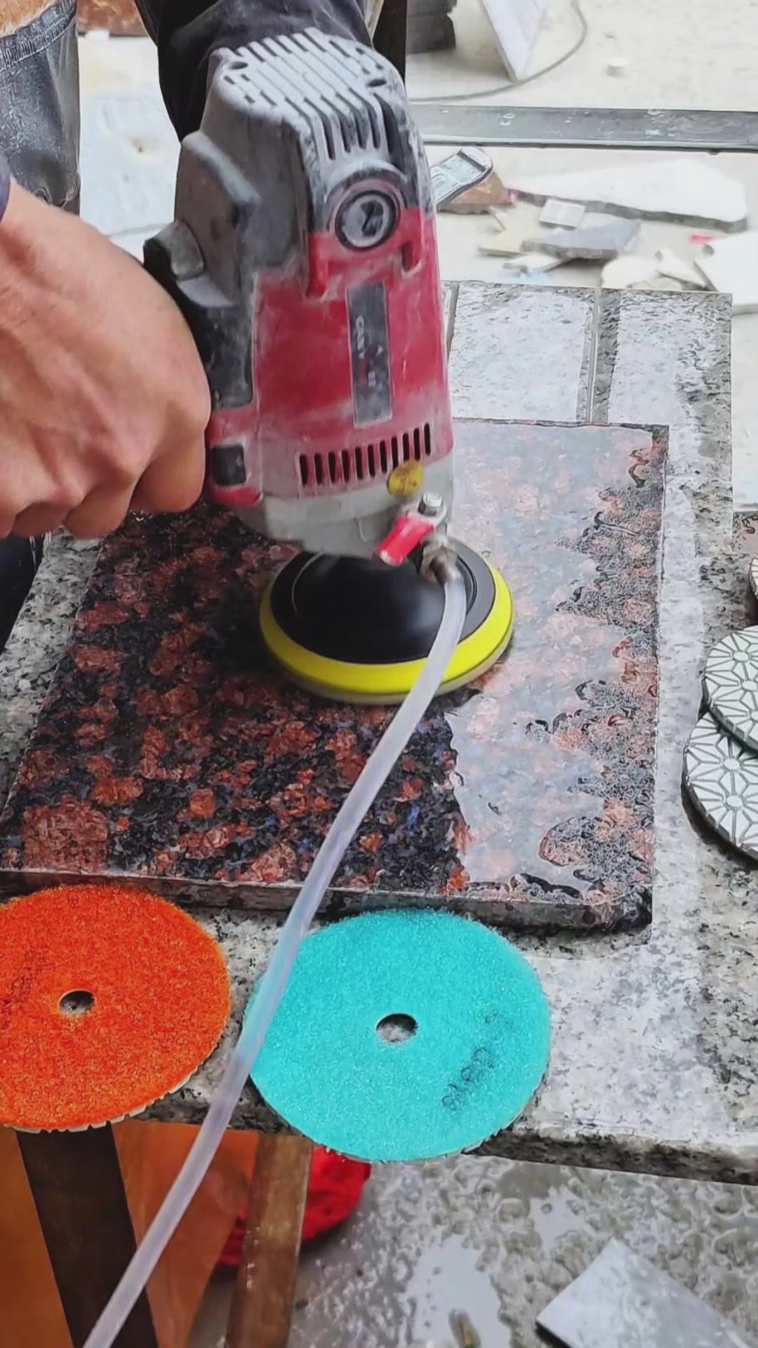 4 Stück 100 mm (4 Zoll) Diamant-Polierpads – Nassanwendung für Marmor, Quarz und Granit – 3-Stufen-Schleif-/Polierset für Winkelschleifer